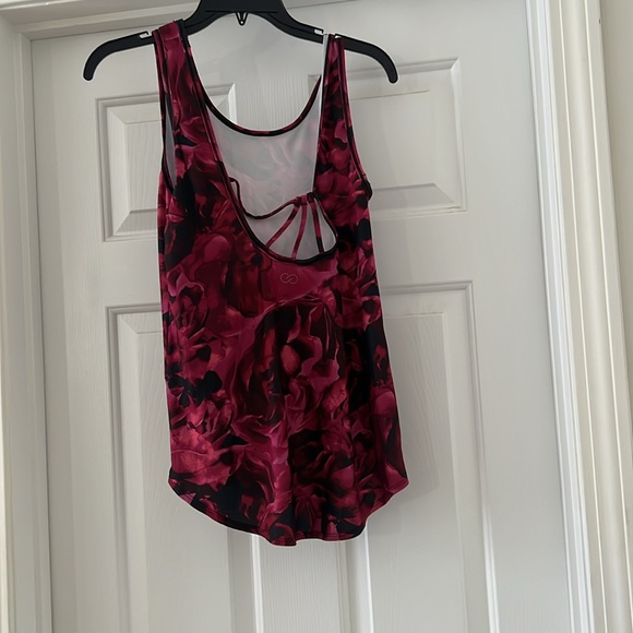 CALIA by Carrie Underwood tank - Picture 2 of 4